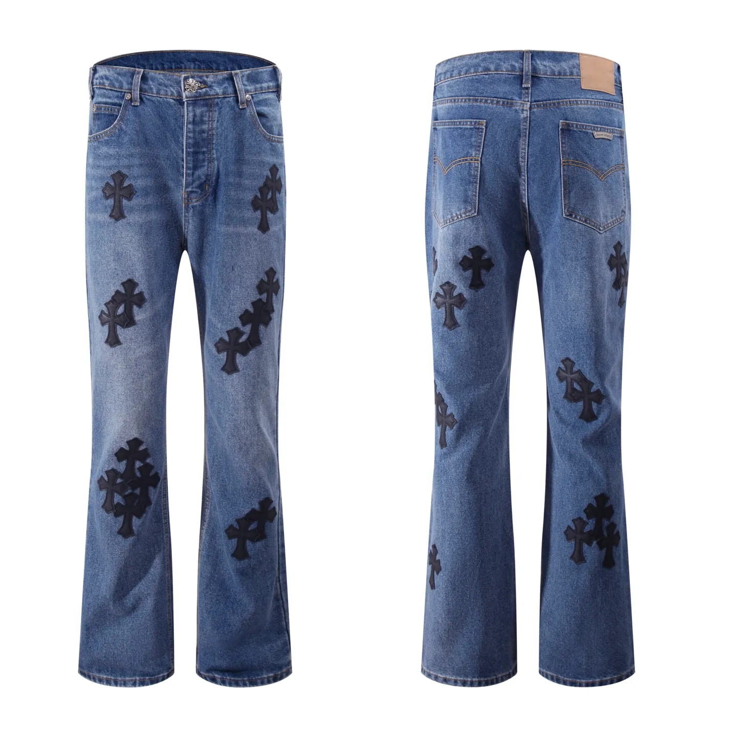 P220 Style No.: H24 Croxin & 𝐂𝐡𝐫𝐨𝐦𝐞 𝐇𝐞𝐚𝐫𝐭 ss25 blue trousers, black leather, bootcut button jeans, styles with different wash textures, very friendly to people with thin legs, and the bootcut perfectly modifies the leg shape The timeless and moderate length makes it easy to match and match. It is the basis for various styles and is a must-have in your wardrobe! The fabric is stiff but also makes the upper body soft without losing texture. The washing process is even more perfect. It is a must-have item for everyone! ! ! Washed wheat, hang tag, pants label, three labels complete Color: blue Size: 28-30-32-34-36